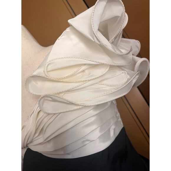 Vintage cocktail dress in black and white, size M - Picture 6 of 9